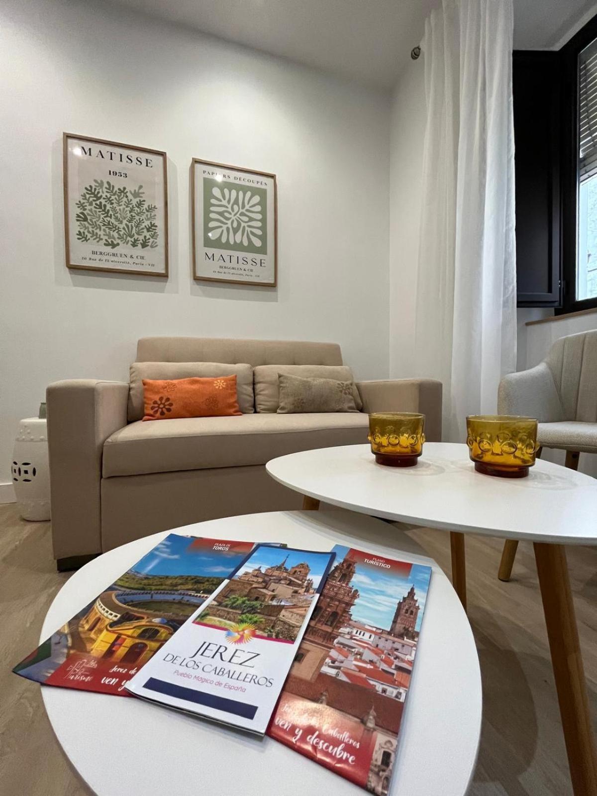 Apartamentos San Miguel Jerez De Los Caballeros Exterior foto